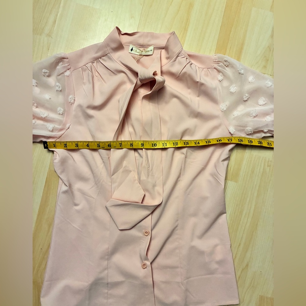 Pink blouse - Picture 2 of 13
